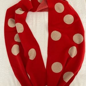 Jo Gordon 100% lambs wool scarf.